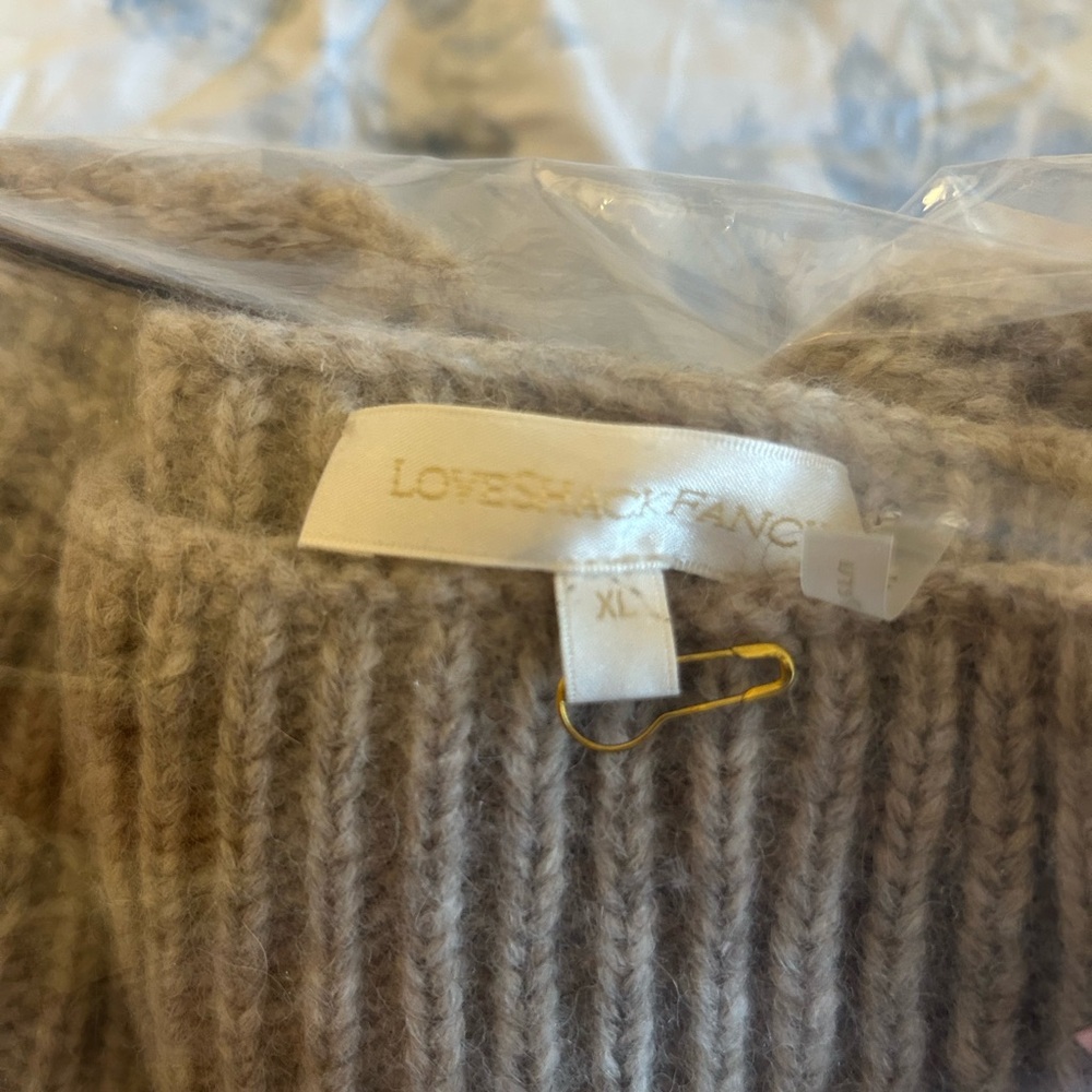 LoveShackFancy- Baby Alpaca- Rosie Pullover - Picture 3 of 10